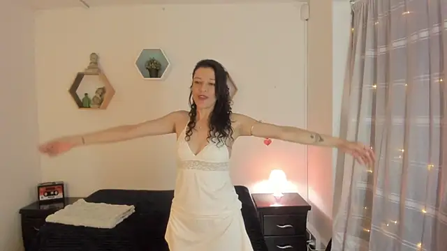 Snapshot of Paloma_victory chatting on May 2026 04:18:01 PM Paloma victory online show from May 2026 04:18:01 PM