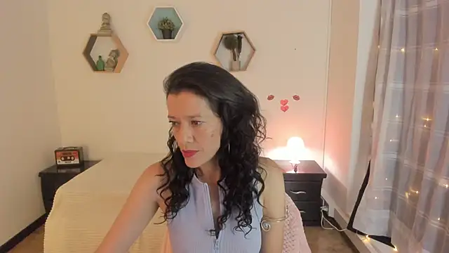 Snapshot of Paloma_victory chatting on May 2026 09:13:02 PM Paloma victory online show from May 2026 09:13:02 PM