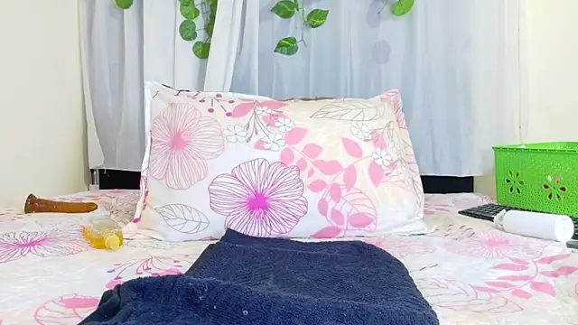 Amarantha love69 online show from April 2026 12:27:01 AM