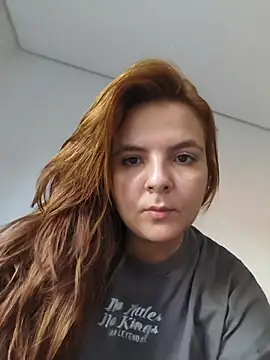 Snapshot of Bruninha_Hot10 chatting on July 2026 07:50:01 PM Bruninha Hot10 online show from July 2026 07:50:01 PM