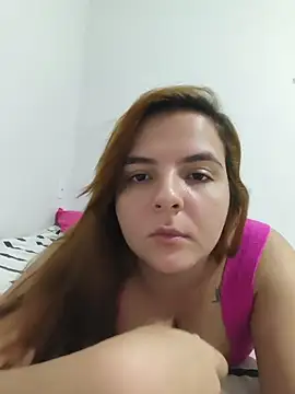 Snapshot of Bruninha_Hot10 chatting on July 2026 11:22:02 PM Bruninha Hot10 online show from July 2026 11:22:02 PM