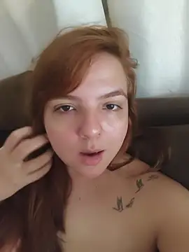Bruninha Hot10 online show from April 2026 07:00:02 PM