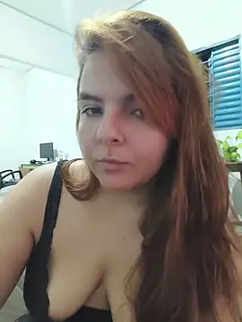 Bruninha Hot10 online show from June 2026 12:44:02 AM