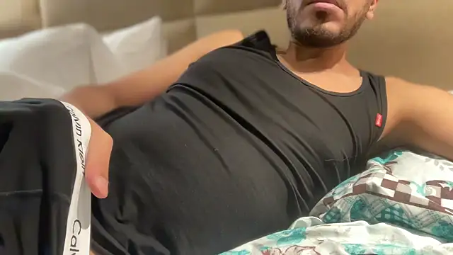 Mooka69 online show from October 2025 04:25:02 AM