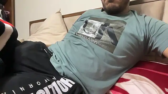 Mooka69 online show from April 2026 10:01:02 PM