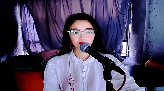 Snapshot of Floor_oo chatting on February 2025 09:33:02 AM Floor oo online show from February 2025 09:33:02 AM