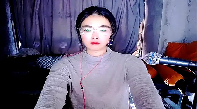 Snapshot of Floor_oo chatting on February 2025 10:23:02 AM Floor oo online show from February 2025 10:23:02 AM