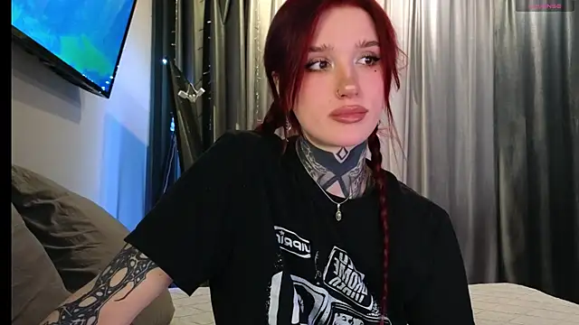 SophieInkk online show from February 2026 05:07:02 AM