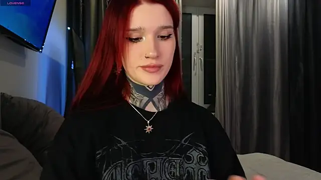 SophieInkk online show from February 2026 03:07:02 AM