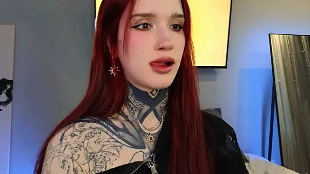 SophieInkk online show from January 2026 06:17:01 AM