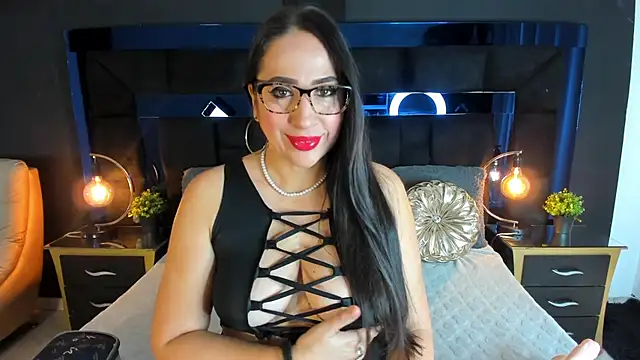 Snapshot of MayraVegas chatting on March 2025 01:39:01 PM MayraVegas online show from March 2025 01:39:01 PM