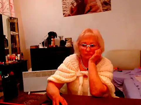 Natali7634 online show from March 2025 06:48:01 PM
