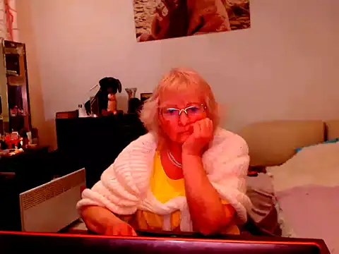 Natali7634 online show from March 2025 03:52:02 PM