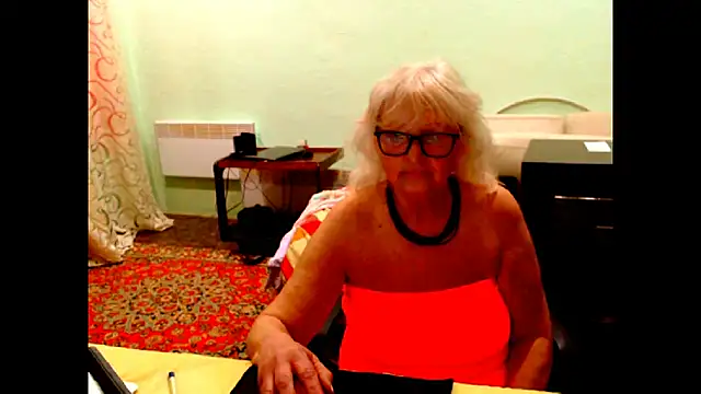 Snapshot of Natali7634 chatting on May 2026 03:42:01 PM Natali7634 online show from May 2026 03:42:01 PM