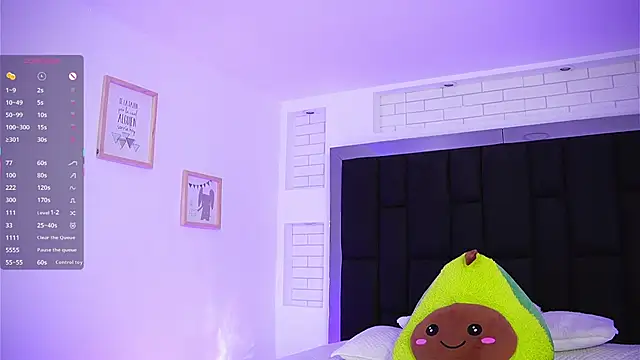 Marianamonroe  online show from September 2025 06:57:01 PM