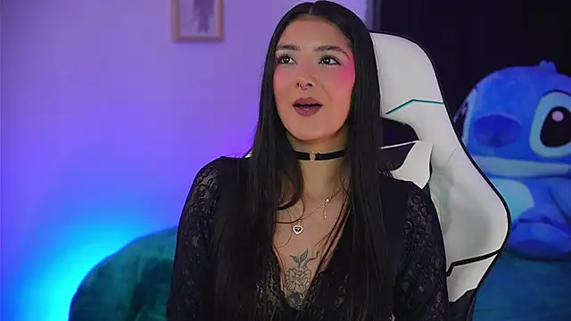 Marianamonroe  online show from April 2026 11:39:01 AM