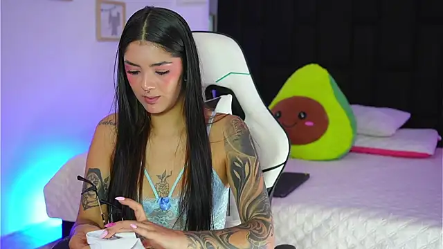 Marianamonroe  online show from February 2026 07:03:01 PM