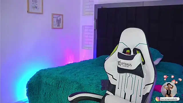 Marianamonroe  online show from March 2026 07:03:01 PM