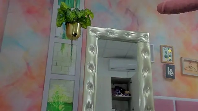 Idiris big online show from March 2025 01:43:02 PM