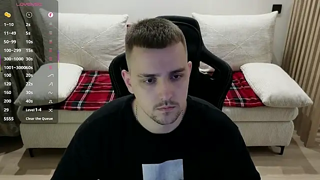 Larstar01 online show from February 2026 10:55:01 PM