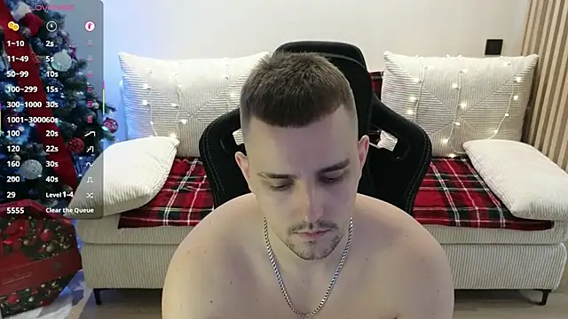 Larstar01 online show from January 2026 11:19:02 PM