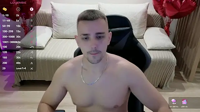 Larstar01 online show from October 2025 10:42:01 PM