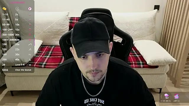 Larstar01 online show from February 2026 07:32:02 PM