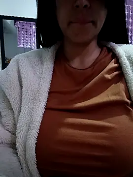 Snapshot of tiffani__love chatting on March 2026 11:03:01 AM tiffani love online show from March 2026 11:03:01 AM