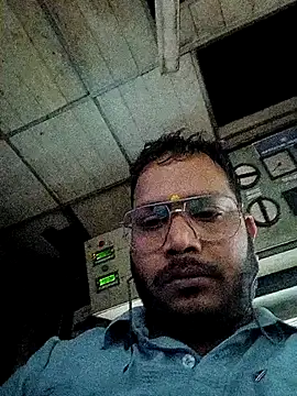 DeepakXxxR86 online show from February 2026 07:36:02 PM