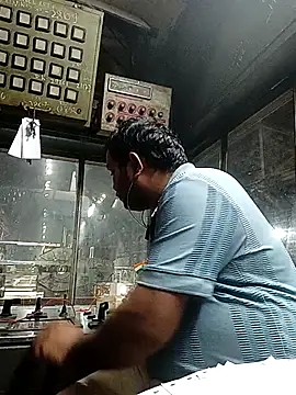 DeepakXxxR86 online show from November 2025 07:47:02 PM