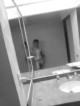 Snapshot of Jerryhottt chatting on September 2025 03:50:02 AM Jerryhottt online show from September 2025 03:50:02 AM