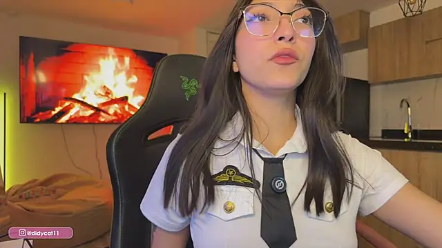 MarianaBranzz online show from March 2026 01:26:02 AM