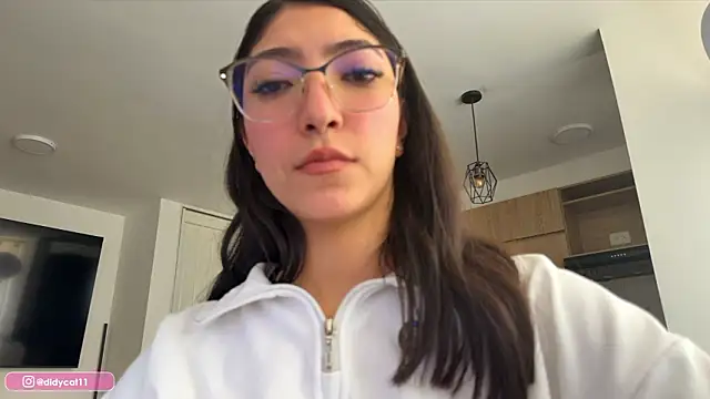 MarianaBranzz online show from February 2026 05:46:02 PM