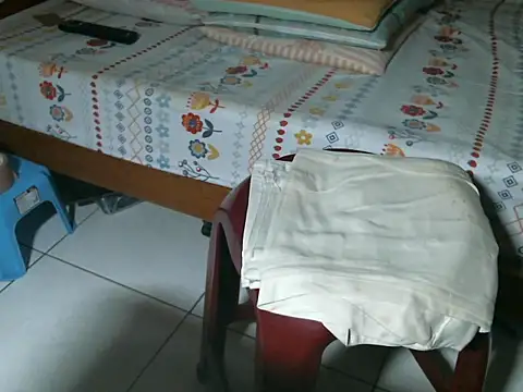 Snapshot of triangle0623 chatting on October 2025 10:17:01 AM triangle0623 online show from October 2025 10:17:01 AM