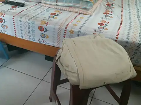 Snapshot of triangle0623 chatting on November 2025 07:13:01 AM triangle0623 online show from November 2025 07:13:01 AM