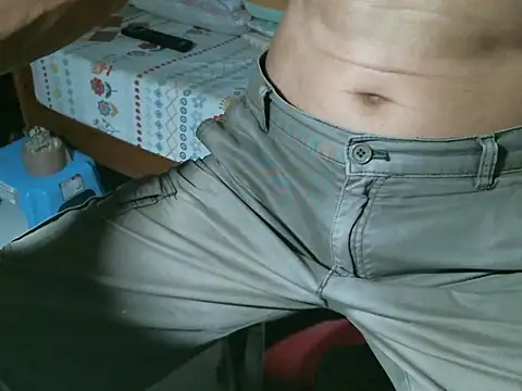 Snapshot of triangle0623 chatting on October 2025 10:20:01 AM triangle0623 online show from October 2025 10:20:01 AM