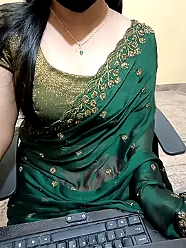 Snapshot of Nithya_05 chatting on September 2025 06:24:02 AM Nithya 05 online show from September 2025 06:24:02 AM