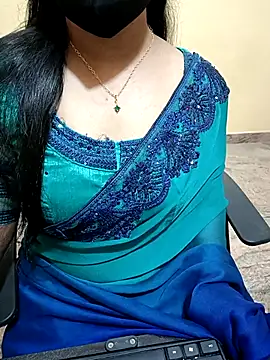 Snapshot of Nithya_05 chatting on September 2025 04:52:02 AM Nithya 05 online show from September 2025 04:52:02 AM