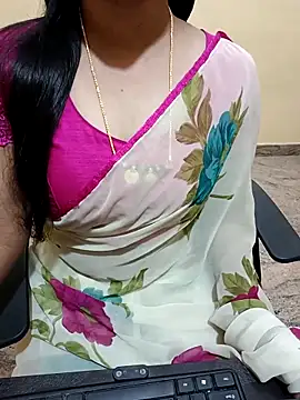 Snapshot of Nithya_05 chatting on November 2025 04:38:02 AM Nithya 05 online show from November 2025 04:38:02 AM