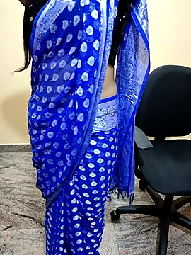 Snapshot of Nithya_05 chatting on November 2025 05:33:01 AM Nithya 05 online show from November 2025 05:33:01 AM