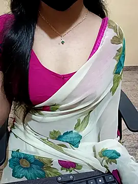 Snapshot of Nithya_05 chatting on September 2025 05:12:01 AM Nithya 05 online show from September 2025 05:12:01 AM