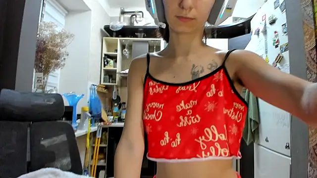  Nika Kik online show from December 2025 05:03:02 PM