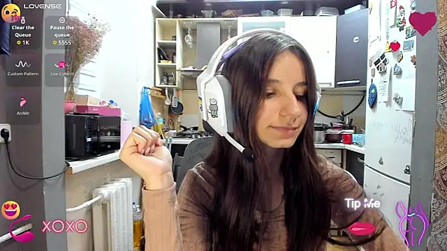  Nika Kik online show from October 2025 02:51:02 PM