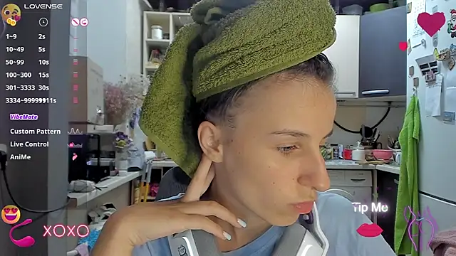  Nika Kik online show from September 2025 07:15:02 PM