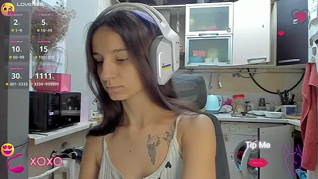  Nika Kik online show from October 2025 03:01:02 PM