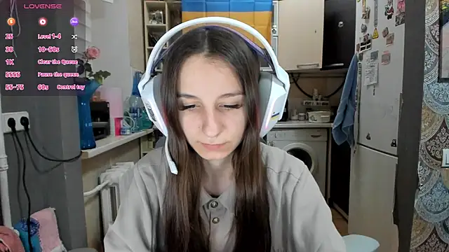  Nika Kik online show from May 2026 06:44:02 PM