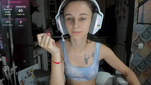 Snapshot of _Nika_Kik chatting on June 2026 10:04:01 PM Nika Kik online show from June 2026 10:04:01 PM