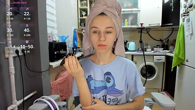  Nika Kik online show from February 2026 04:40:01 PM