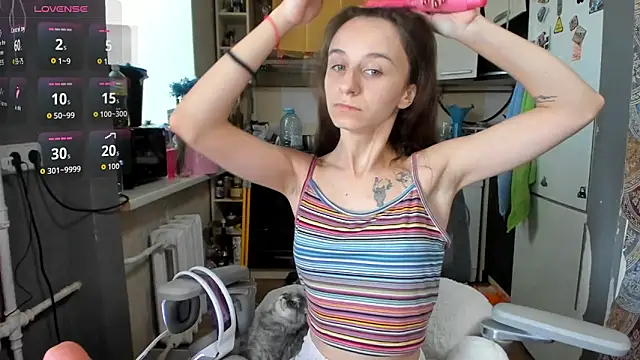 Snapshot of _Nika_Kik chatting on July 2026 02:01:02 PM Nika Kik online show from July 2026 02:01:02 PM