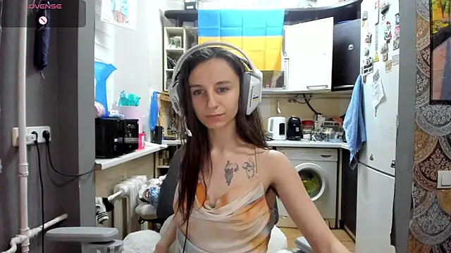  Nika Kik online show from April 2026 05:38:01 PM